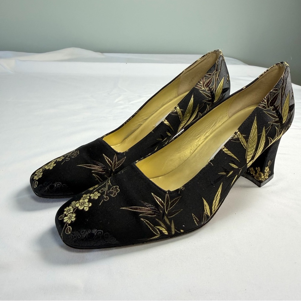 Vintage 90s Ann Marino Heels Brocade Square Toe 7.5 Elegant Black Gold‎ Shoes
